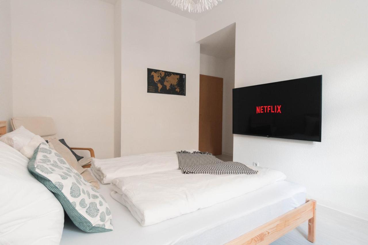 Gemutliche 45M² Wohnung Mit Netflix & Disney+ Erfurt Eksteriør bilde