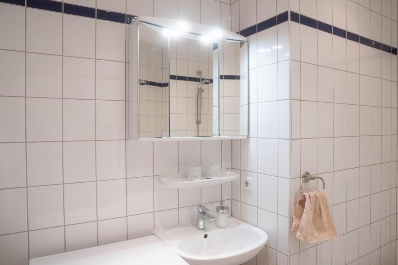 Gemutliche 45M² Wohnung Mit Netflix & Disney+ Erfurt Eksteriør bilde