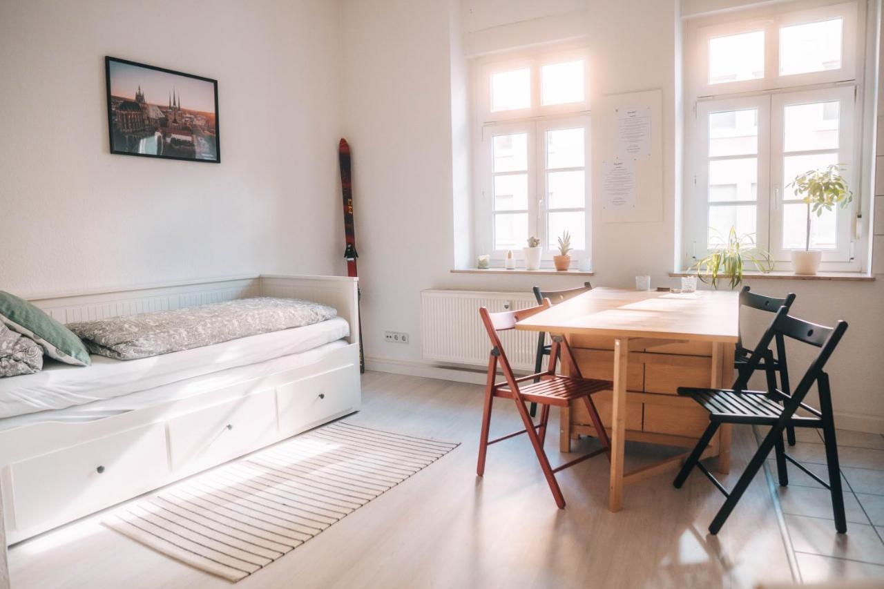 Gemutliche 45M² Wohnung Mit Netflix & Disney+ Erfurt Eksteriør bilde